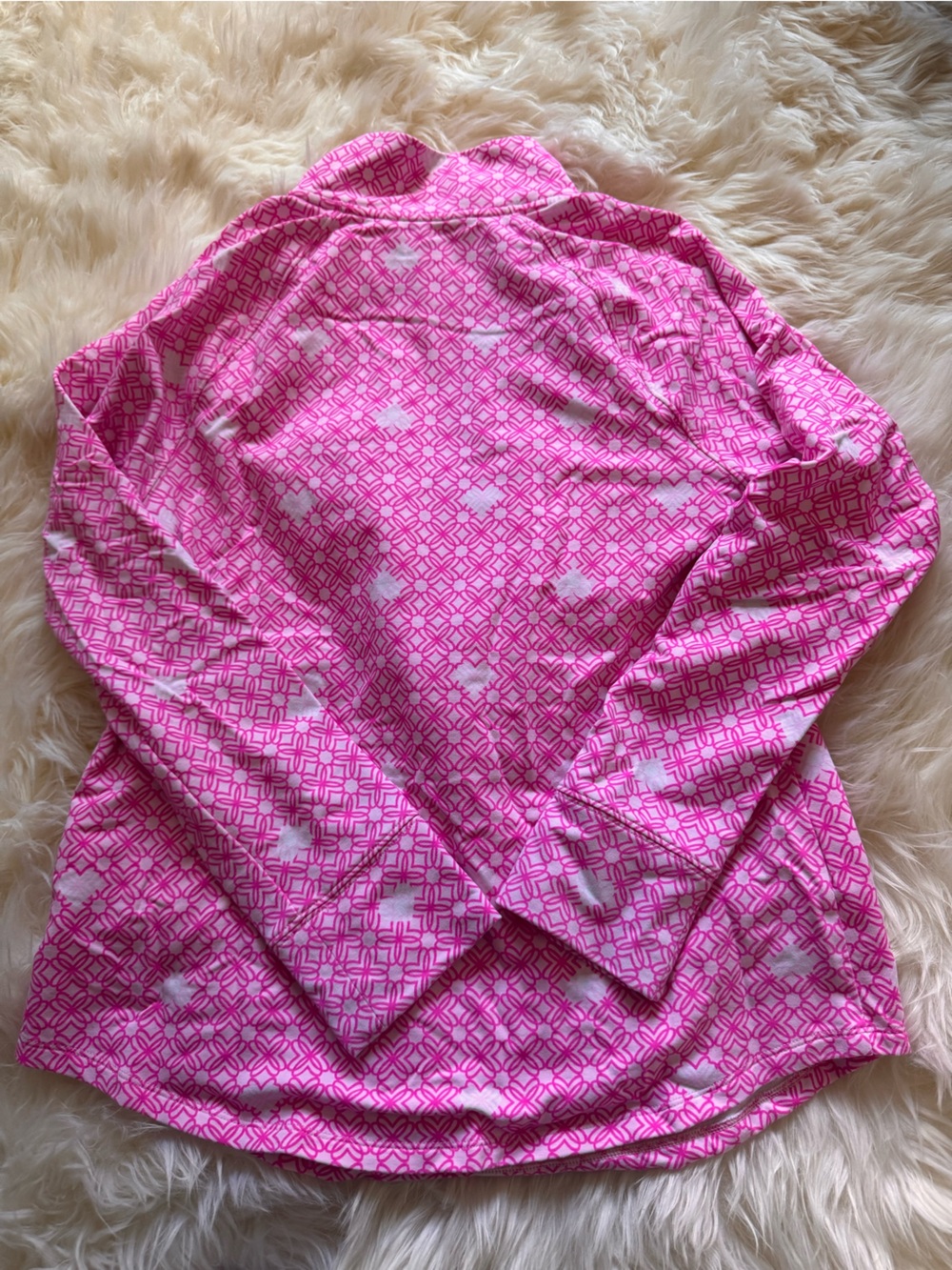 Lilly Pulitzer UPF 50+ Skipper Popover - pink geo pattern - LUXLETIC fabric - Picture 4 of 4